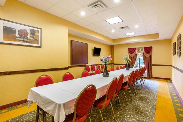 Comfort Inn & Suites (Port Arthur)